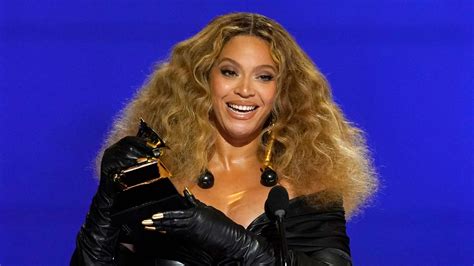 famous celebrity leaks|From Beyoncé to Sandman